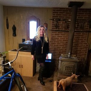 Meet your Posher, Sherry